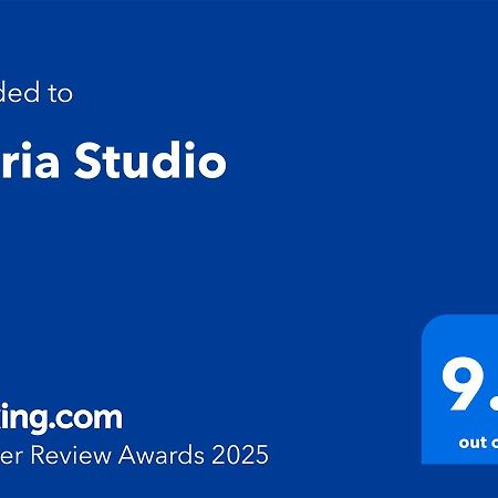 Patria Studio بوخارست المظهر الخارجي الصورة